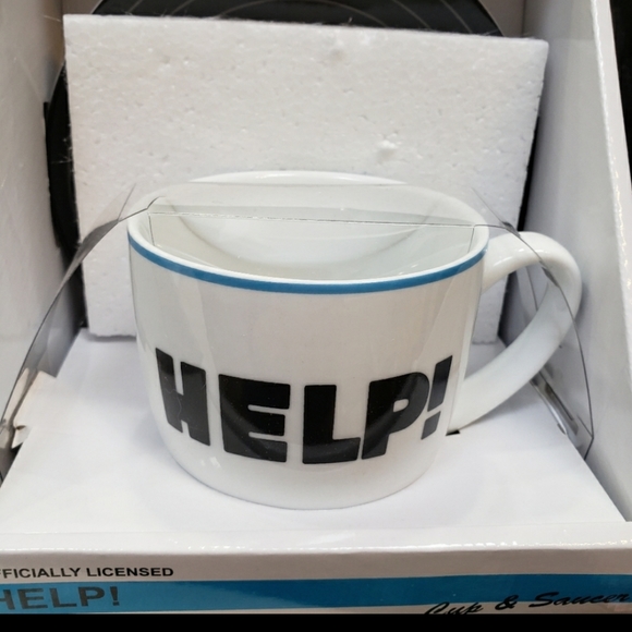 Beatles "Help" Lyrics Mug & Saucer - Picture 6 of 7
